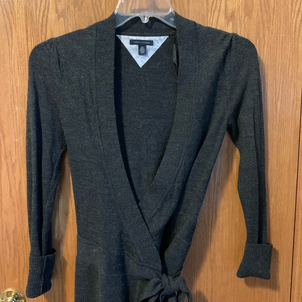 💯 % Wool Wrap - Picture 10 of 15